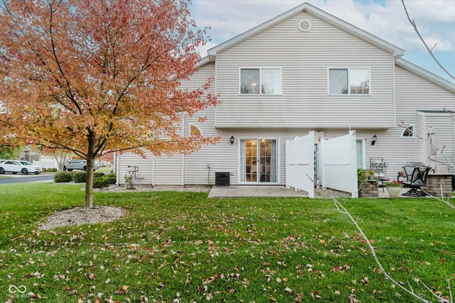 $260,000 | 8292 Enclave Boulevard, Fishers, IN 46038