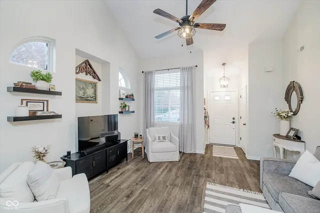 $260,000 | 8292 Enclave Boulevard, Fishers, IN 46038