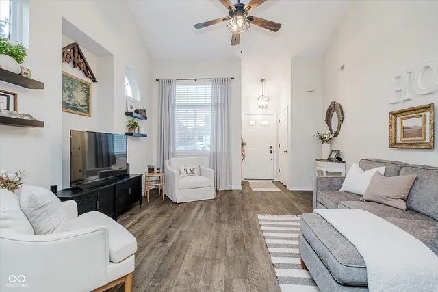 $260,000 | 8292 Enclave Boulevard, Fishers, IN 46038