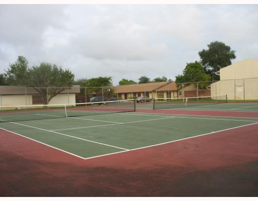 3797 Raleigh Street, Unit 3797 Hollywood, FL 33021 - Photo 3 of 3 Tennis Court