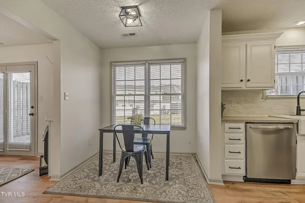 $249,900 | 1725 West Lakeview Drive, Unit 62, Johnson City, TN 37601