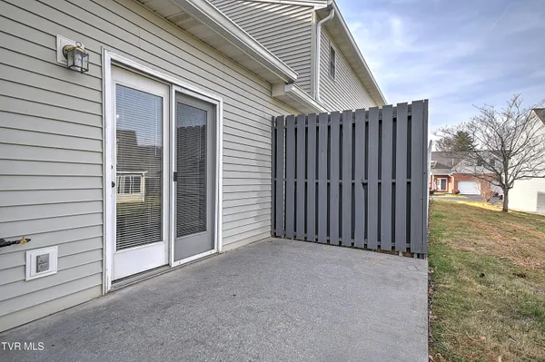 $249,900 | 1725 West Lakeview Drive, Unit 62, Johnson City, TN 37601