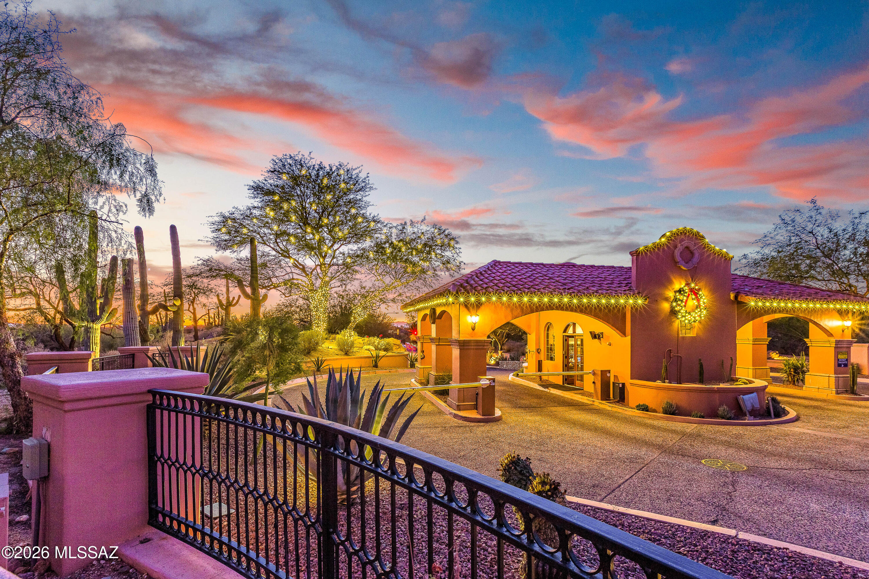 5825 North Misty Ridge Drive Tucson, AZ 85718 - Photo 35 of 39