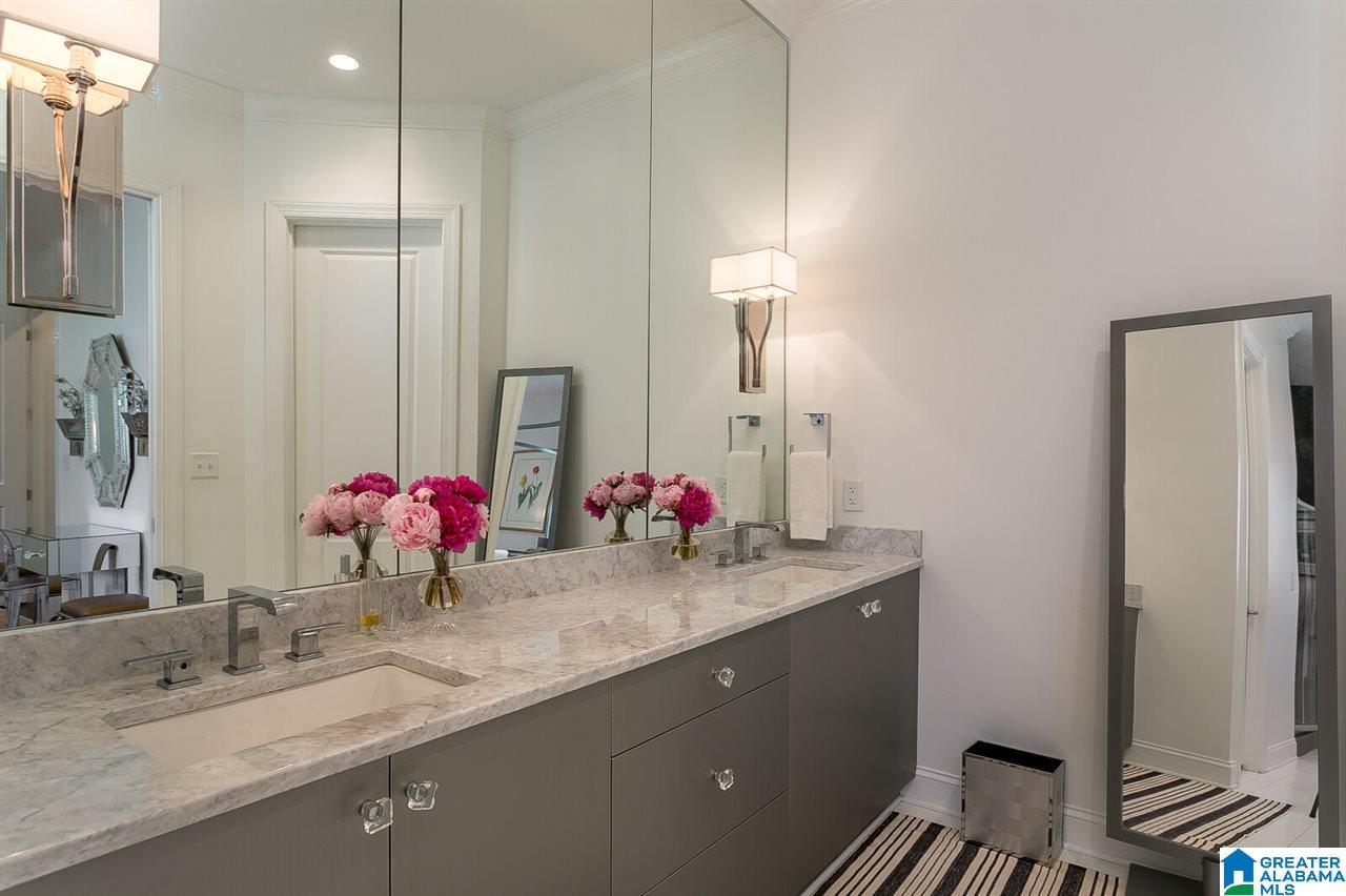 2400 Cahaba Road, Unit 100 Birmingham, AL 35223 - Photo 29 of 43