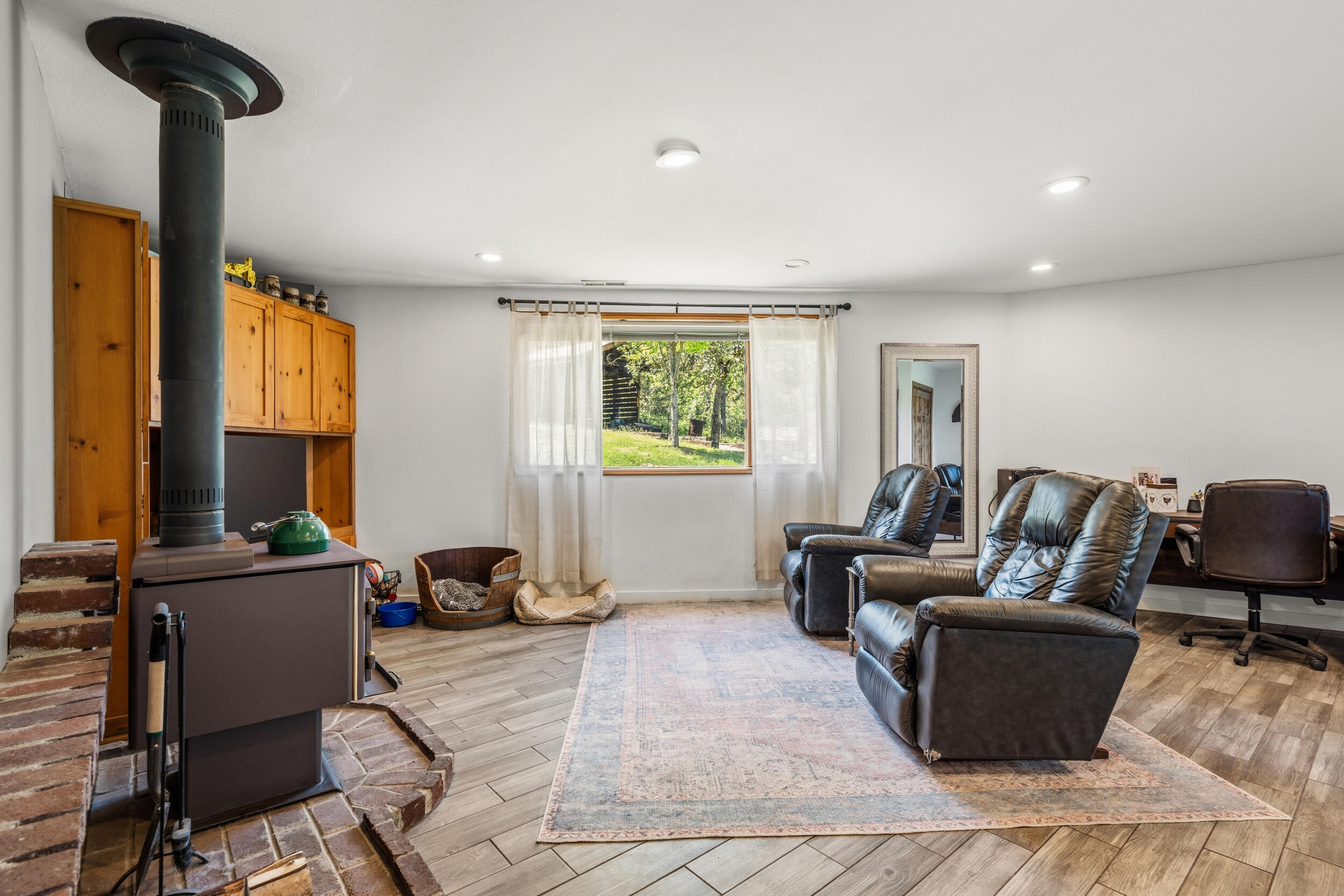 226 Entrada Drive Eagle Point, OR 97524 - Photo 15 of 62