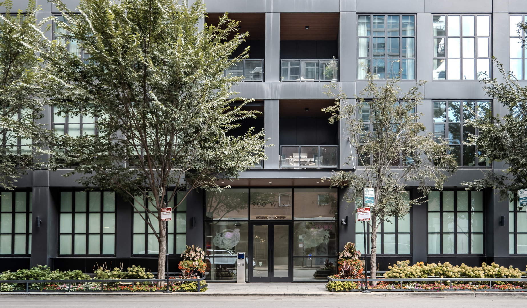 900 West Washington Boulevard, Unit 304 Chicago, IL 60607 - Photo 2 of 30