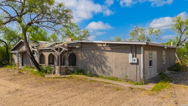 $269,900 | 4293 County Road 531, Eagle Pass, TX 78852