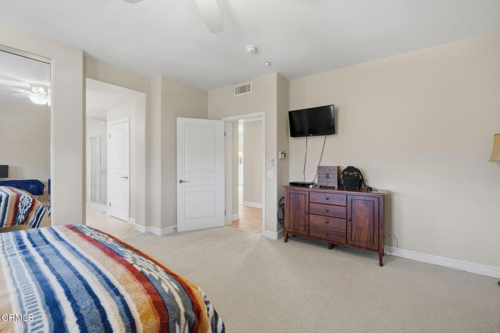 1531 Windshore Way Oxnard, CA 93035 - Photo 17 of 34