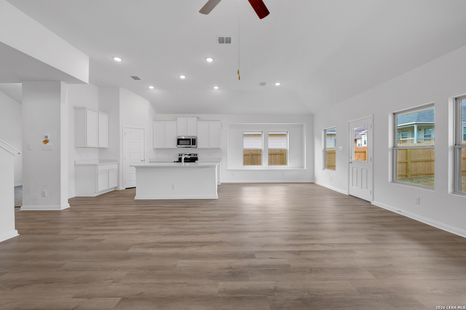 1164 Limestone Ridge Seguin, TX 78155 - Photo 19 of 48