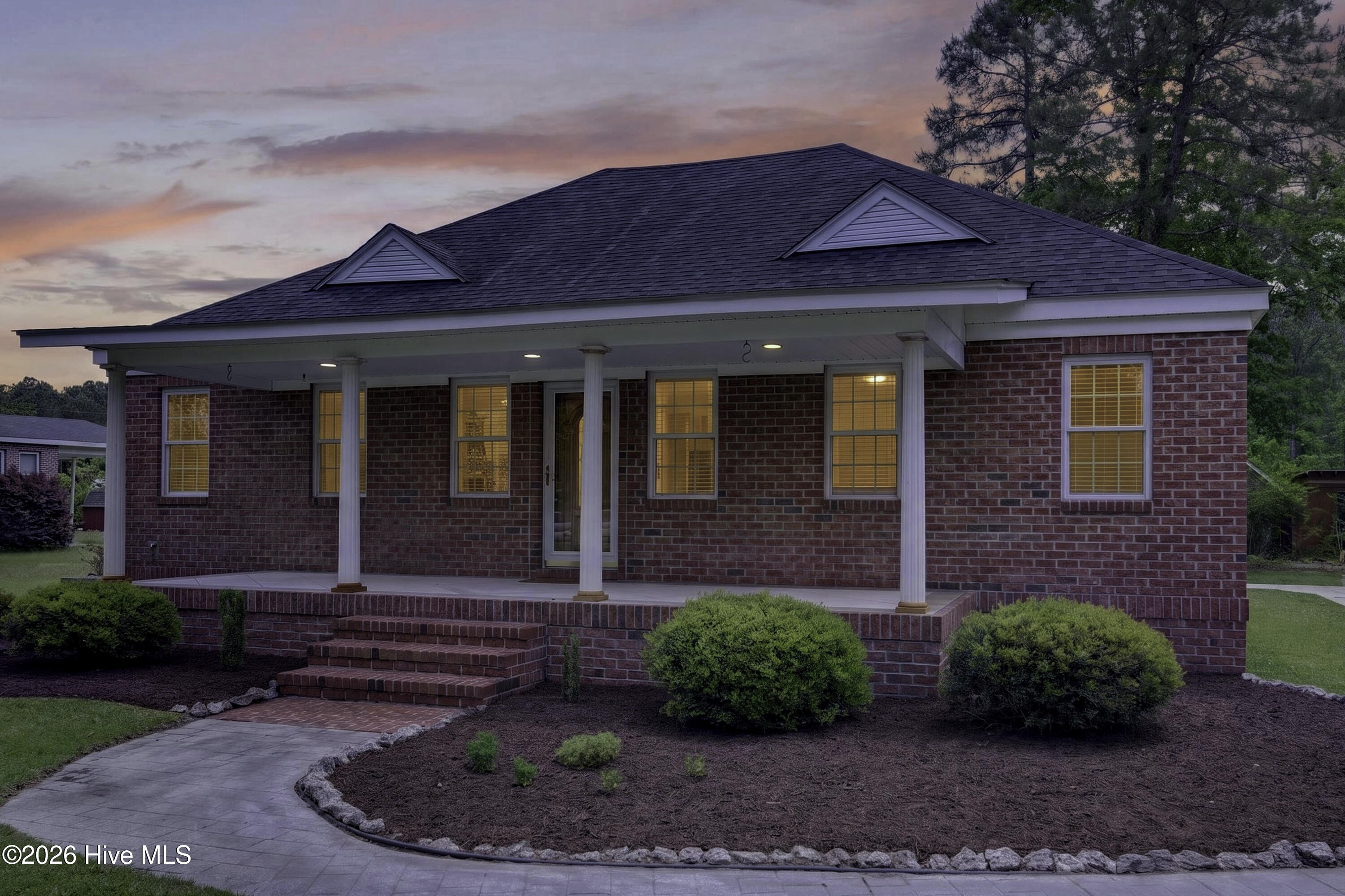 575 Island Creek Road Rocky Point, NC 28457 - Photo 3 of 46 575IslandCreekRoad-2_Dusk