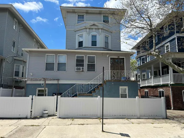 $890,000 | 42 South Delancy Place, Atlantic City, NJ 08401