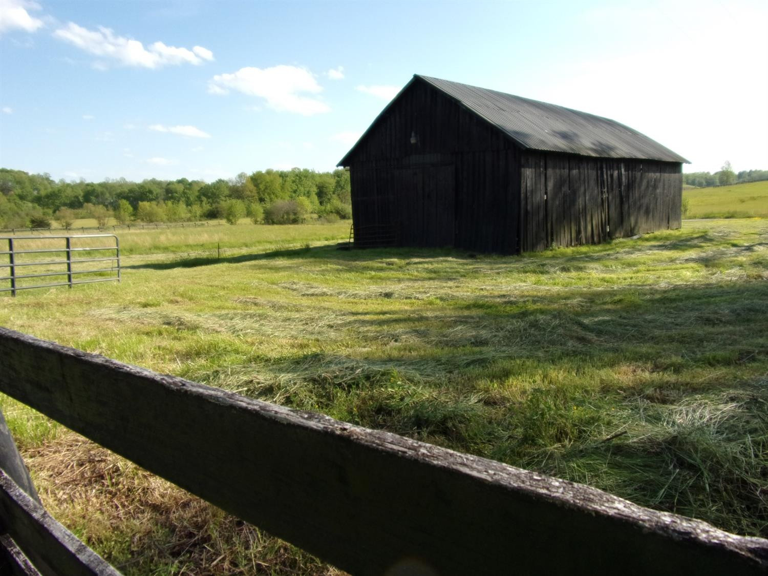 4444 Nora Belle Road London, KY 40741 - Photo 16 of 18 Photo 16