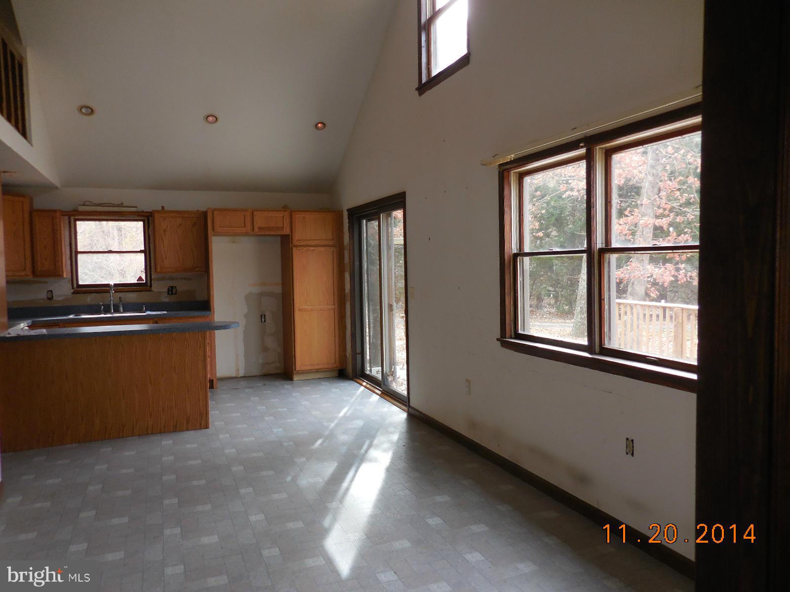 16839 Jones Road Henderson, MD 21640 - Photo 13 of 25 Interior (General)