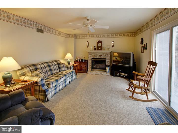 1121 Tuckerton Road Reading, PA 19605 - Photo 5 of 24 Family Room