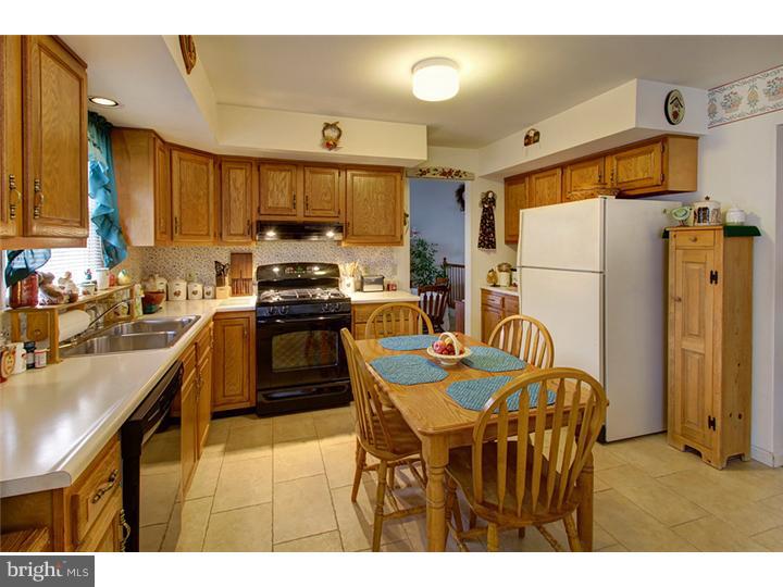 1121 Tuckerton Road Reading, PA 19605 - Photo 8 of 24 Kitchen