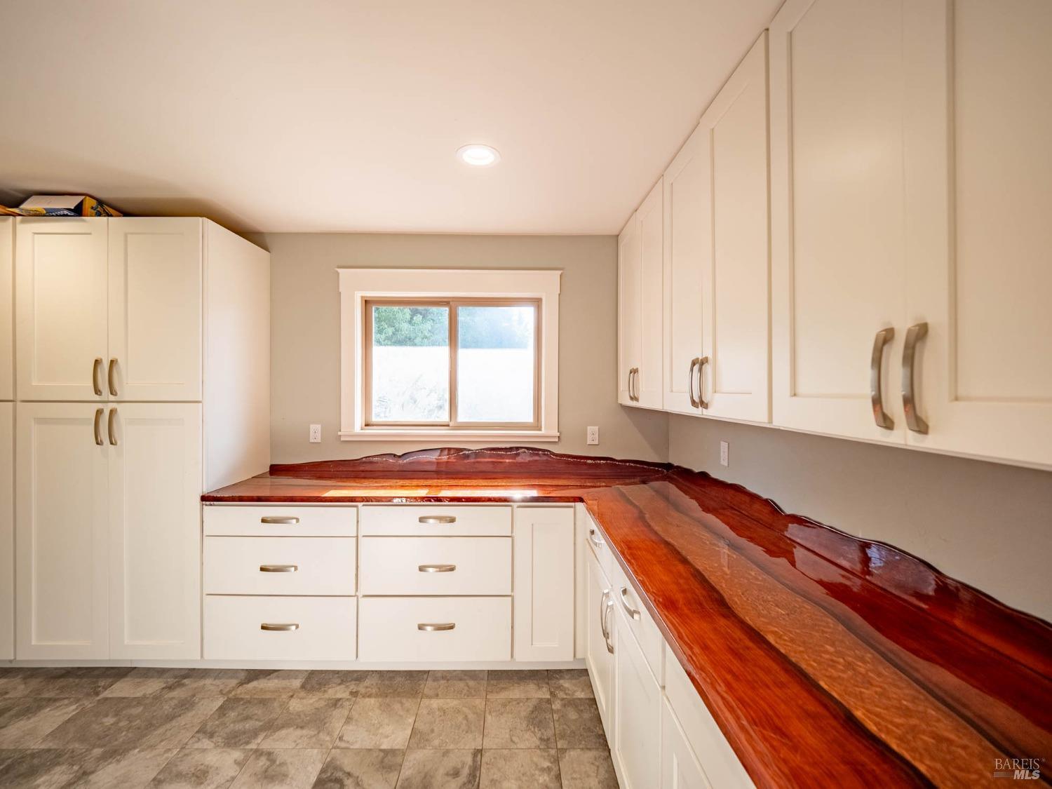 43500 Crispin Road Manchester, CA 95459 - Photo 30 of 98