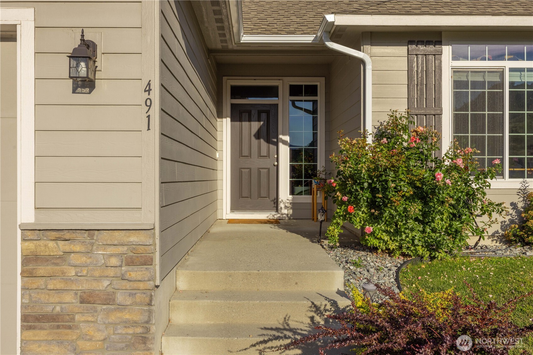 491 Spring View Place Chelan, WA 98816 - Photo 4 of 37