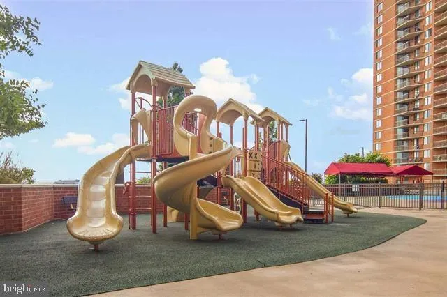 $445,777 | 2138 Harmon Cove, Unit 2138, Secaucus, NJ 07094