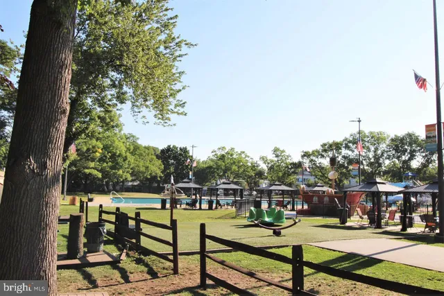 $445,777 | 2138 Harmon Cove, Unit 2138, Secaucus, NJ 07094