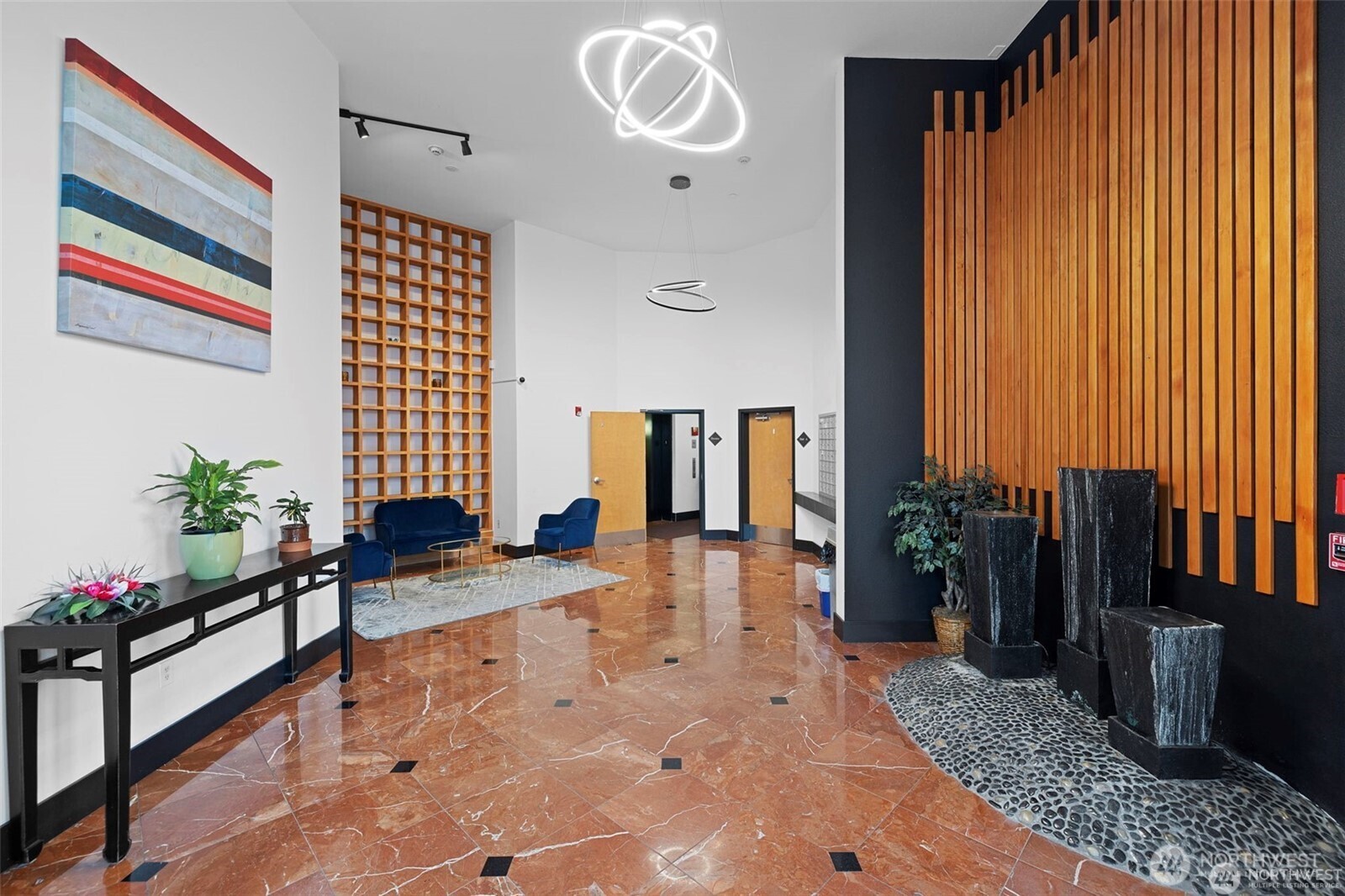 668 South Lane Street, Unit 603 Seattle, WA 98104 - Photo 20 of 22