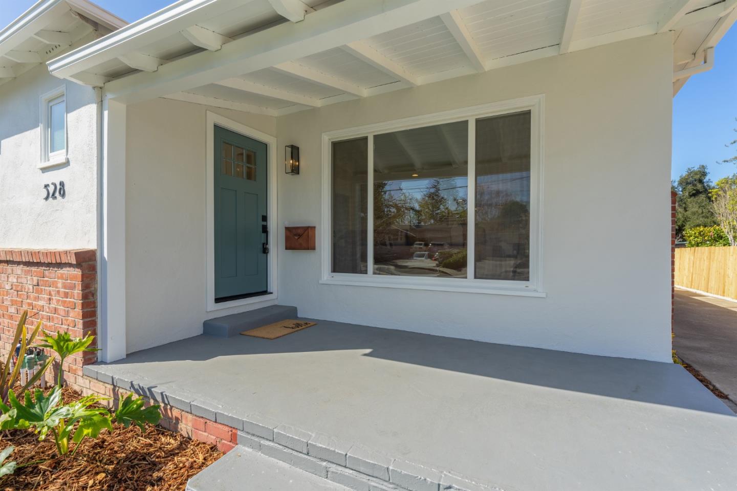 528 Anza Street Mountain View, CA 94041 - Photo 3 of 27