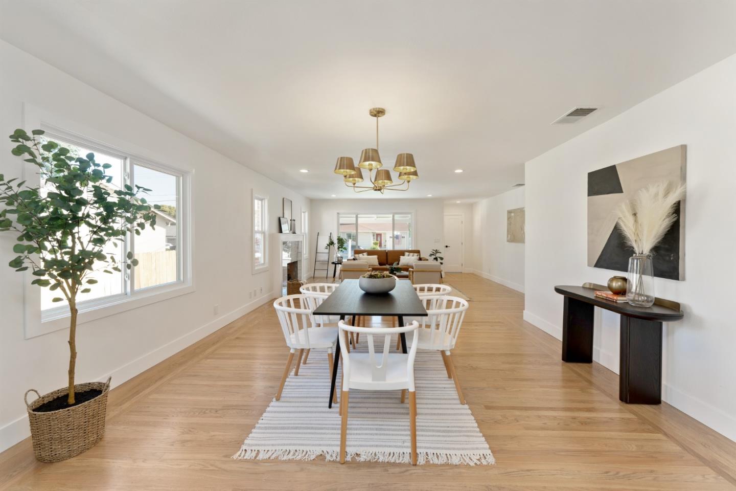 528 Anza Street Mountain View, CA 94041 - Photo 8 of 27