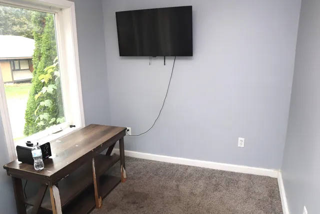 $230,000 | 39 Eastern Avenue, Augusta, ME 04330