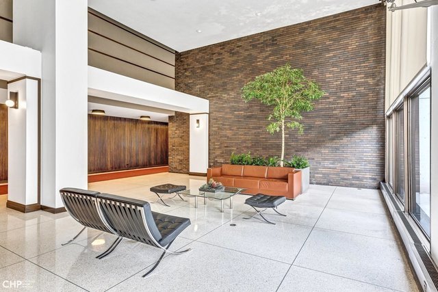 5455 North Sheridan Road, Unit 3702 Chicago, IL 60640 - Photo 25 of 27 Gallery Image 25