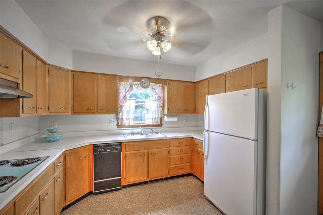 3113 Chestnut Avenue Decatur, IL 62521 - Photo 15 of 35