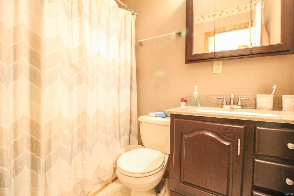 5 Roxbury Court Granite City, IL 62040 - Photo 18 of 24 Gallery Image 18