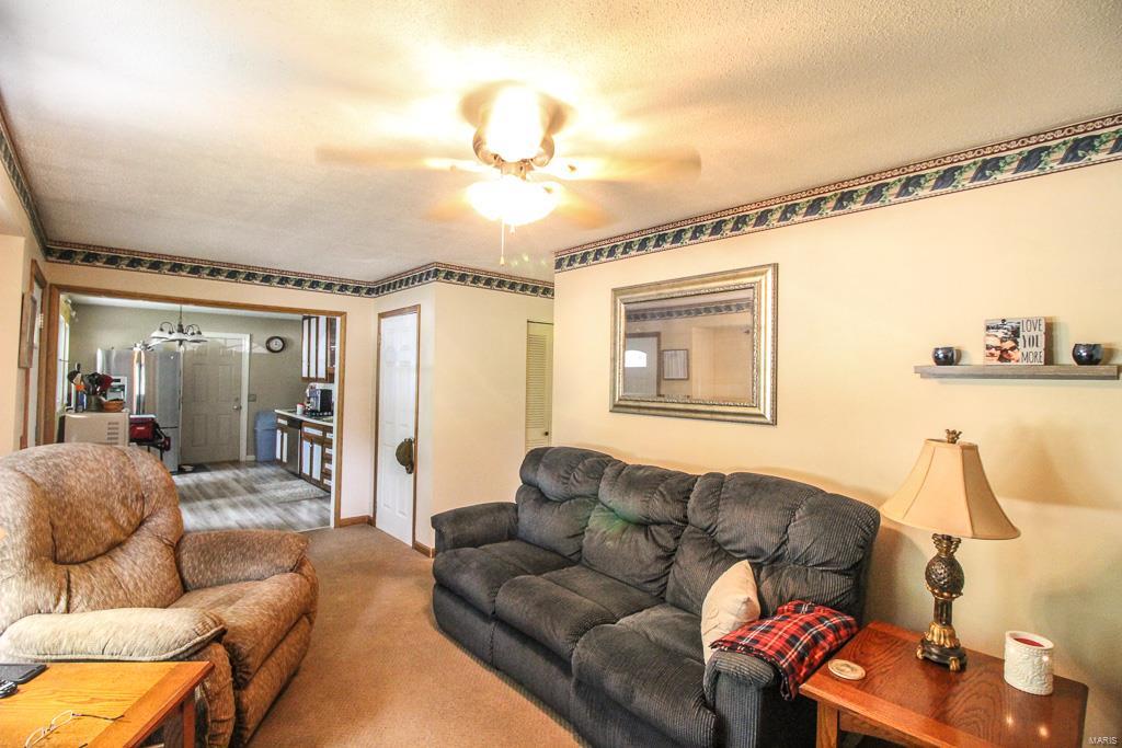 5 Roxbury Court Granite City, IL 62040 - Photo 6 of 24 Gallery Image 6