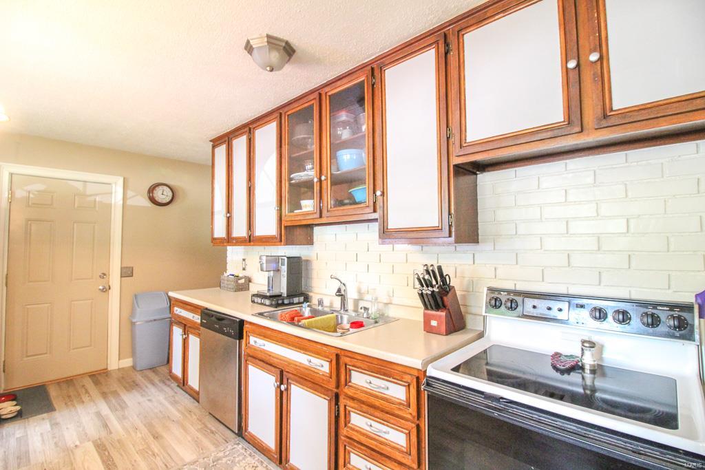 5 Roxbury Court Granite City, IL 62040 - Photo 7 of 24 Gallery Image 7