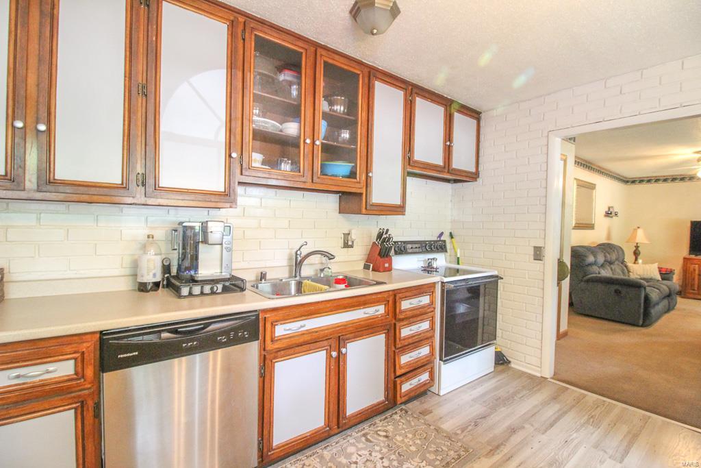 5 Roxbury Court Granite City, IL 62040 - Photo 10 of 24 Gallery Image 10