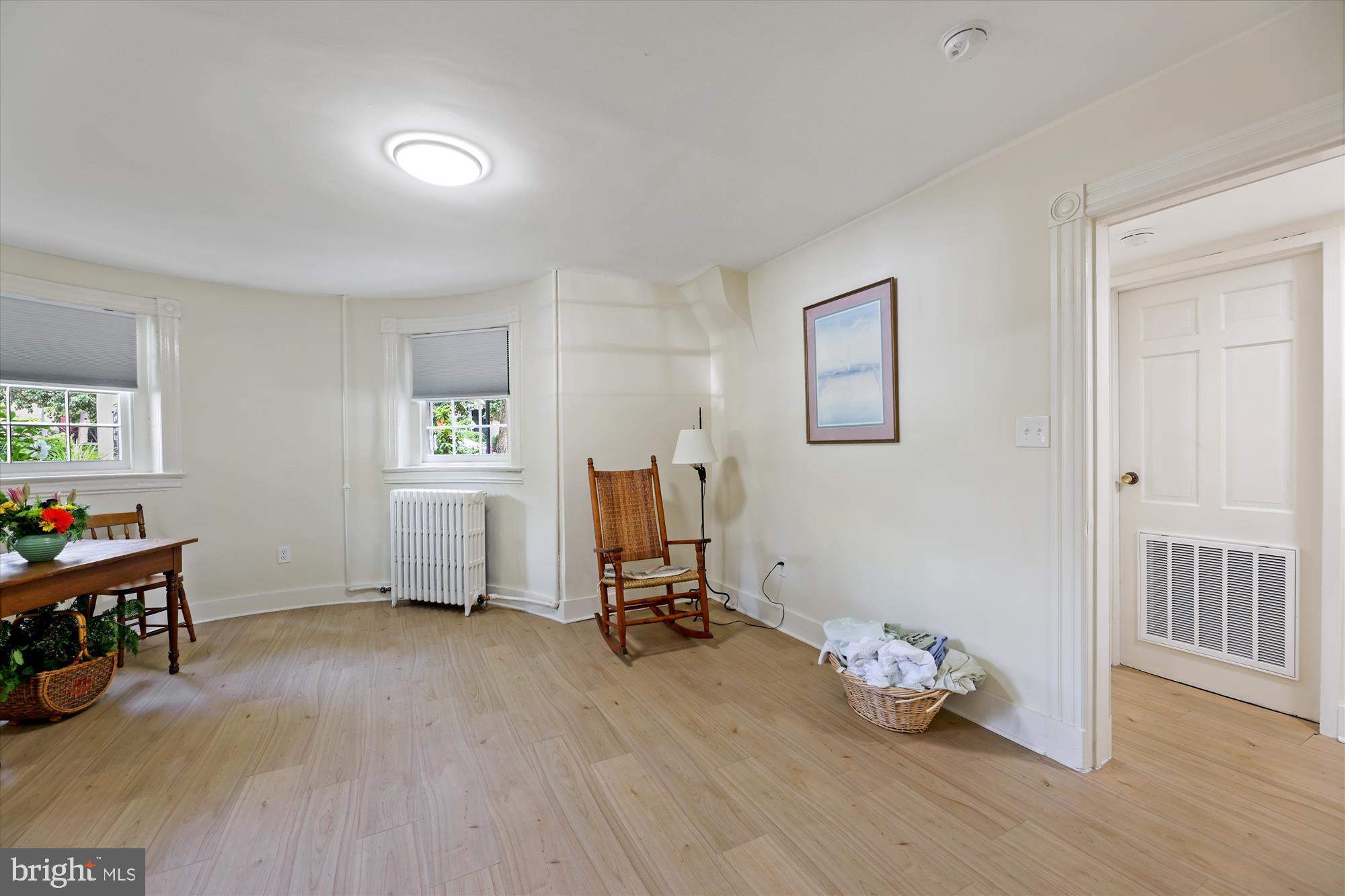 501 D Street Southeast Washington, DC 20003 - Photo 27 of 35 POTENTIAL Easy for Owner Air B&B/ Legal One BR