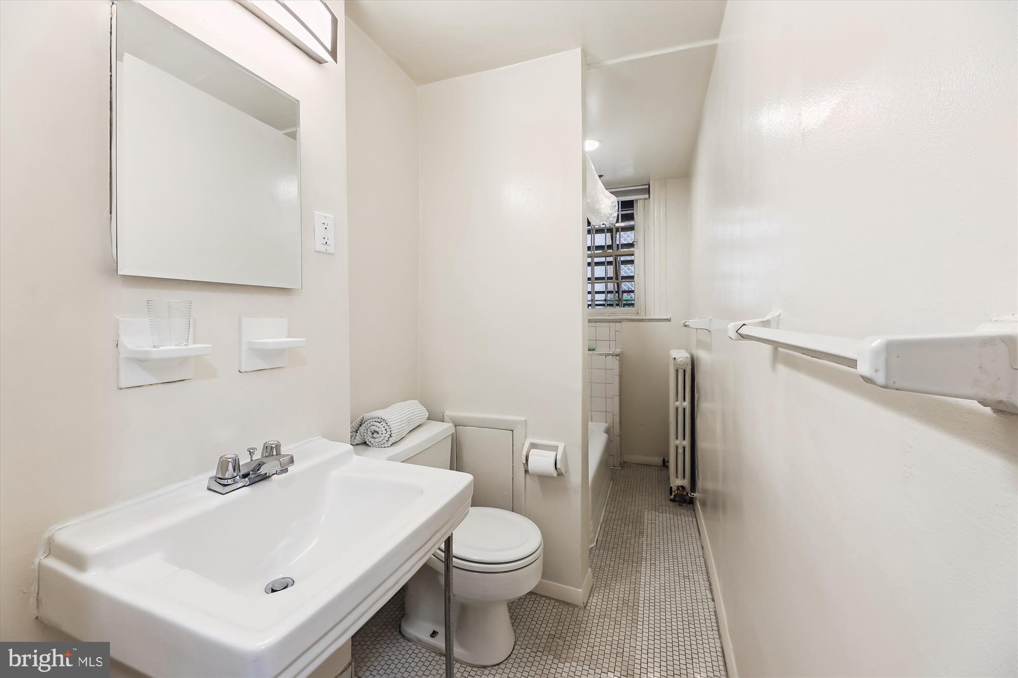 501 D Street Southeast Washington, DC 20003 - Photo 31 of 35 Full Bath