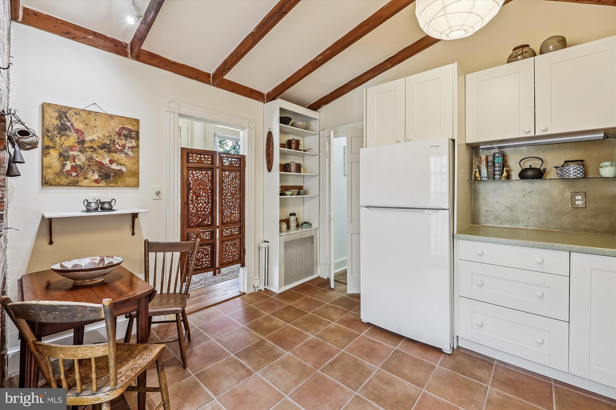 501 D Street Southeast Washington, DC 20003 - Photo 9 of 35 Table Space Kitchen