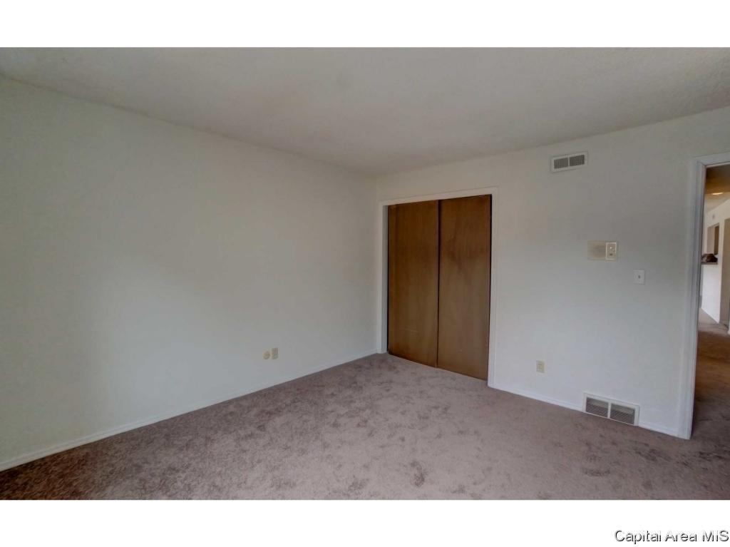 1914 Jeanette Lane, Unit 7 Springfield, IL 62702 - Photo 21 of 31 Gallery Image 21