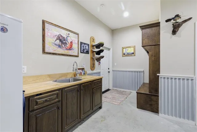 $450,000 | 7347 Choupique Road, Sulphur, LA 70665