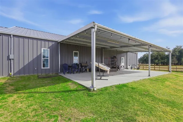 $450,000 | 7347 Choupique Road, Sulphur, LA 70665