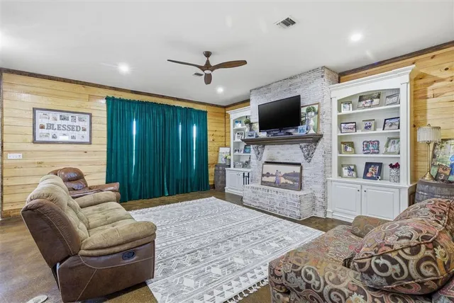 $450,000 | 7347 Choupique Road, Sulphur, LA 70665