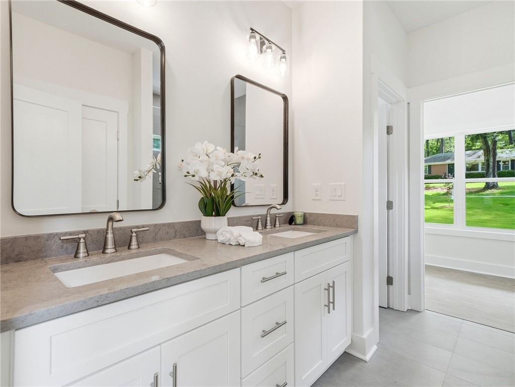 2186 Freydale Road Marietta, GA 30067 - Photo 28 of 57