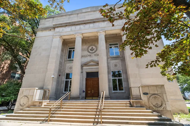 a view of a building entrance