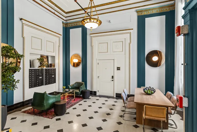 $4,299 | 1453 Maple Avenue, Unit 205, Evanston, IL 60201