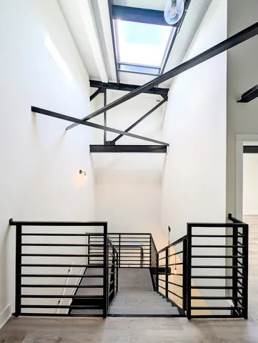 $4,299 | 1453 Maple Avenue, Unit 205, Evanston, IL 60201