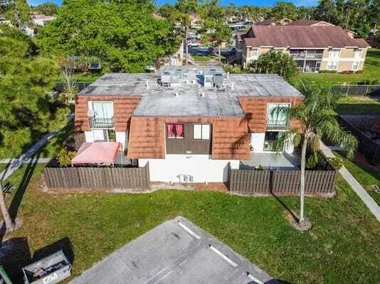 $300,000 | 2168 White Pine Circle, Unit D, Greenacres, FL 33415