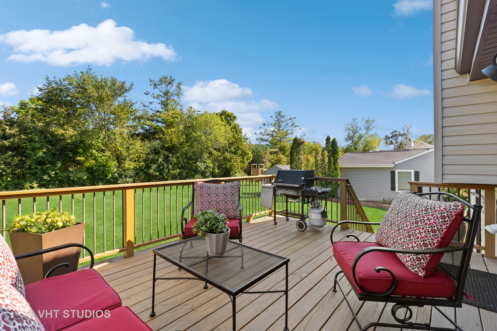 575 Forest View Road Lindenhurst, IL 60046 - Photo 14 of 21 a view of a balcony with furniture