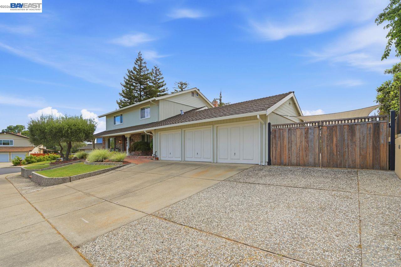 2481 Palmira Place San Ramon, CA 94583 - Photo 3 of 40