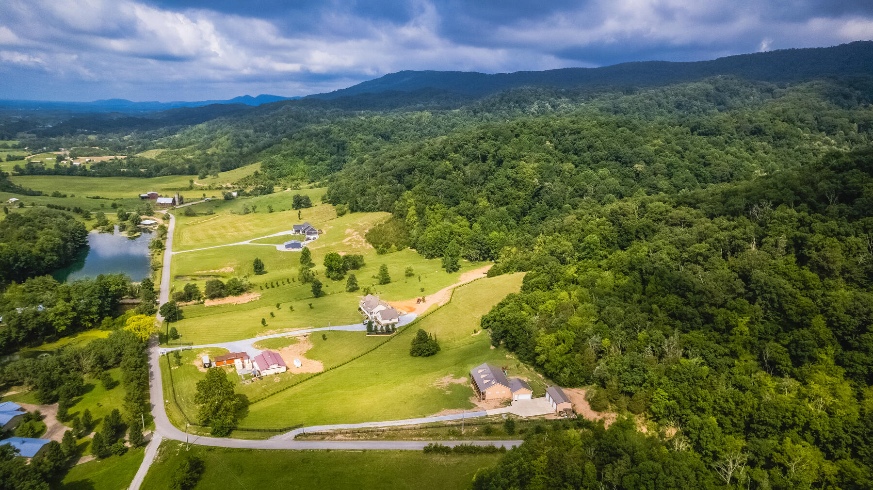 1145 Fodderstack Mountain Loop Greeneville, TN 37745 - Photo 4 of 11 105