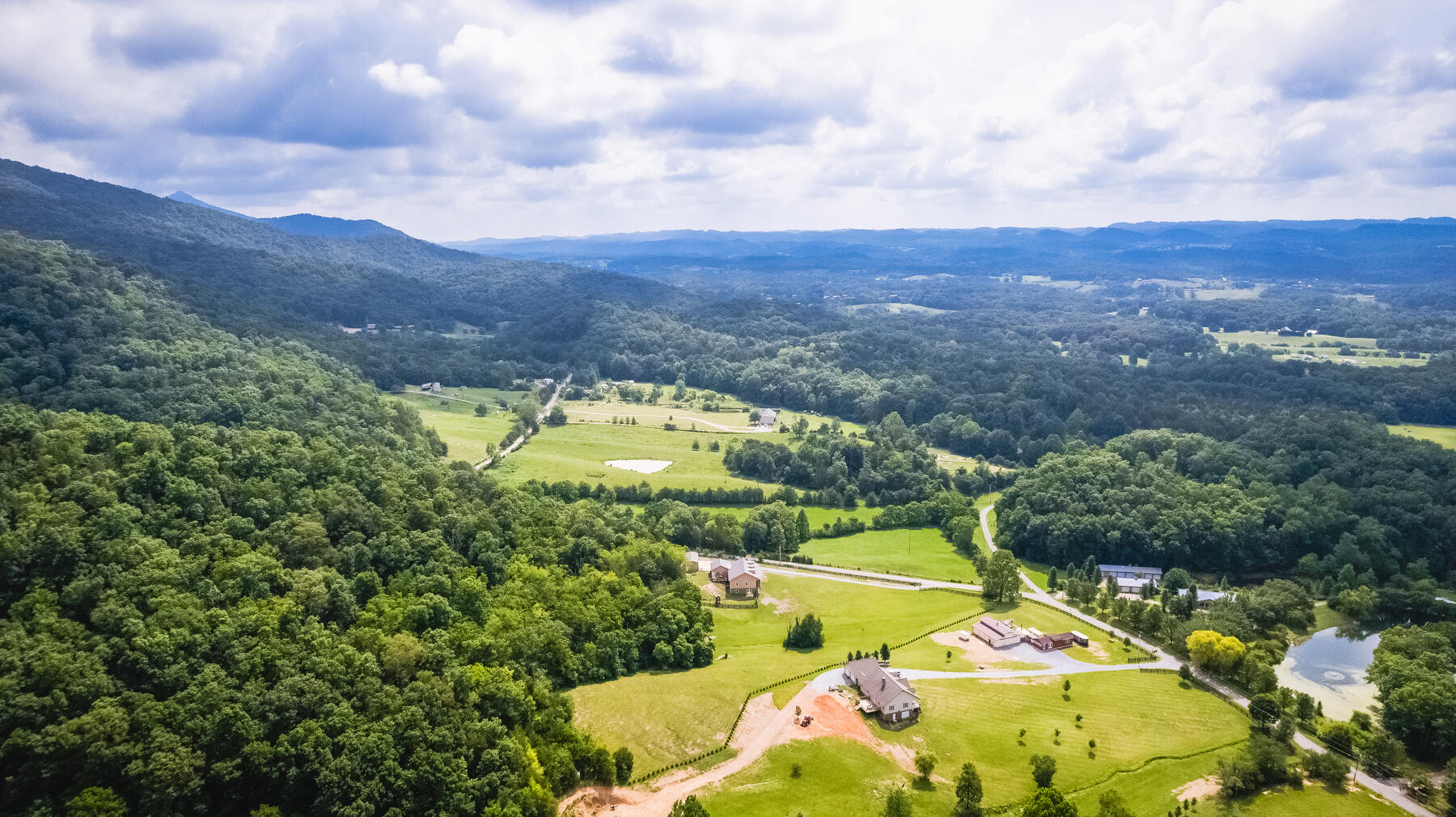 1145 Fodderstack Mountain Loop Greeneville, TN 37745 - Photo 7 of 11 108