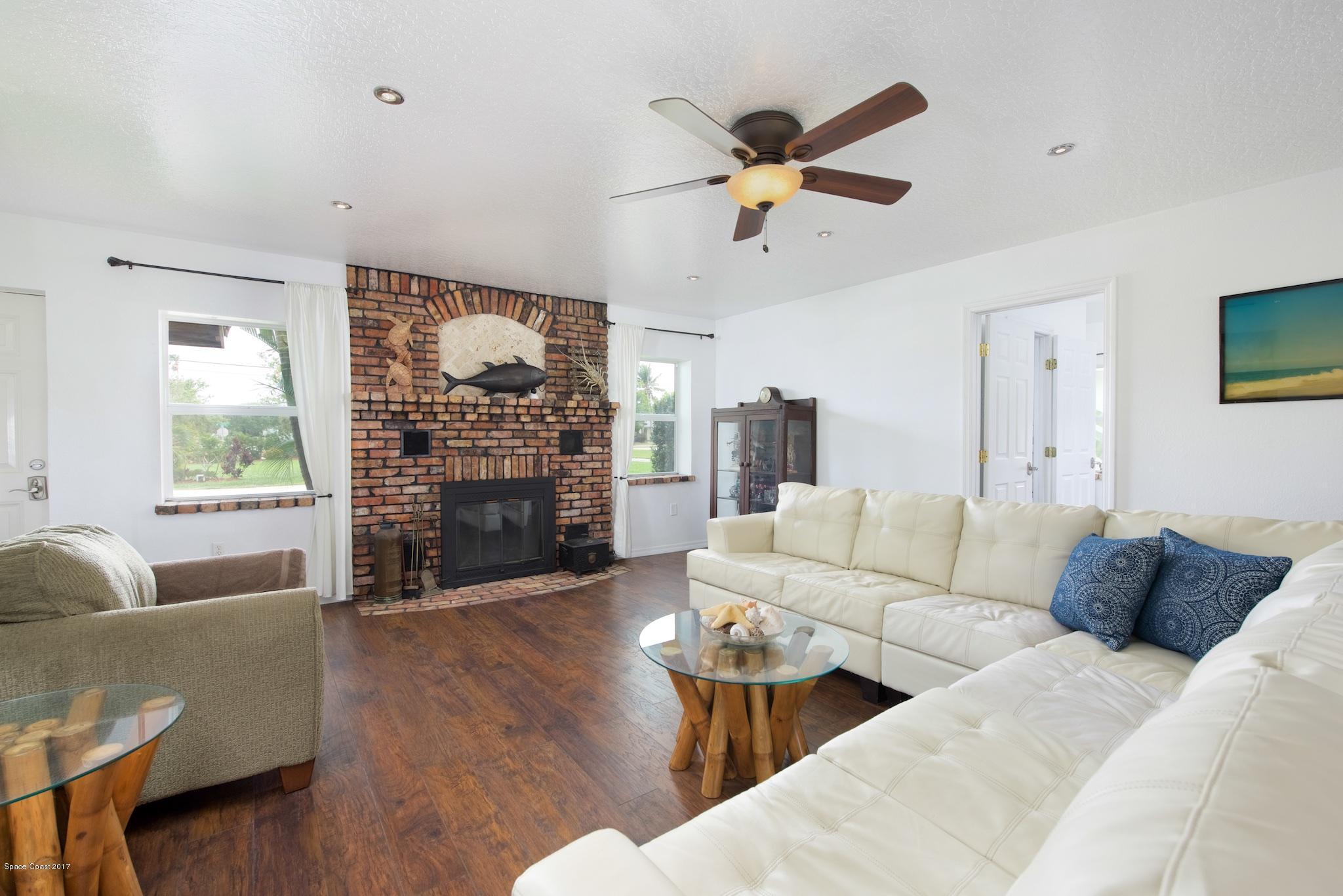 38 South Riverside Drive Indialantic, FL 32903 - Photo 14 of 31 Living Room